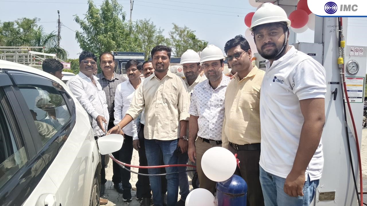 Inauguration of 31st CNG station Treeveni Petroleum, Pandharpur- Satara Highway